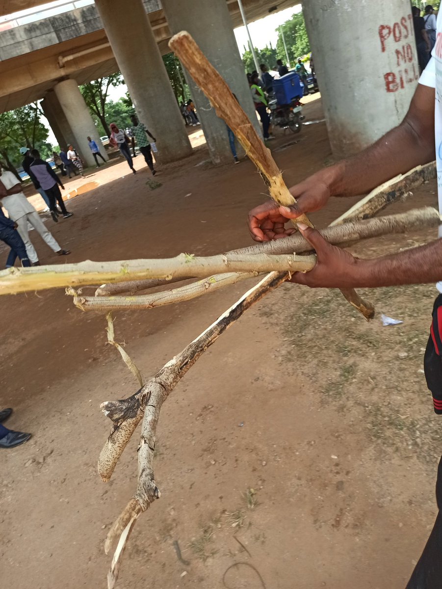 Gbemi Dennis™ tweet media