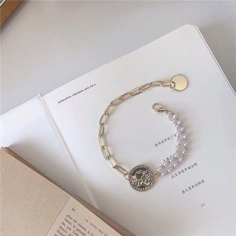 madelyn1536's tweet photo. Pre 99฿ สร้อยข้อมือ ✨✨

สอบถาม-สั่งซื้อได้ทาง Dm เลยค่า 🎀 https://t.co/dZZo6E359l