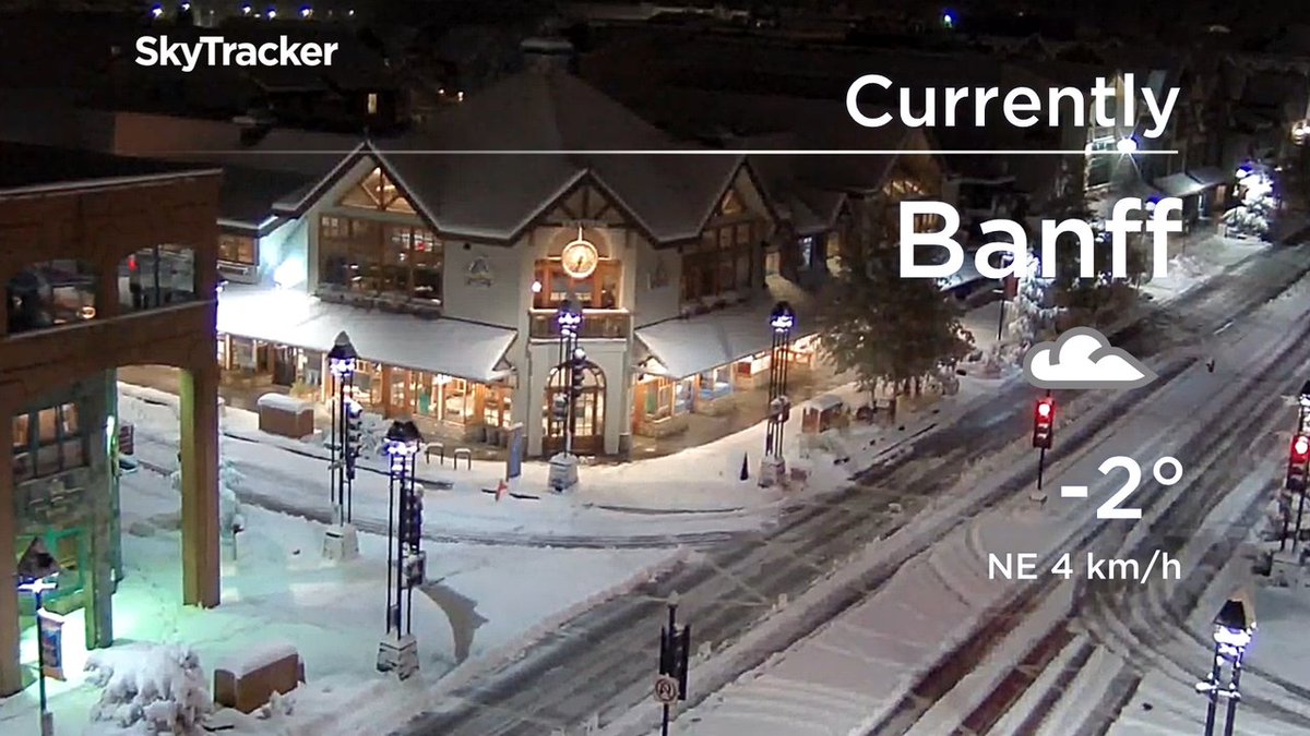 TiffanyLizee's tweet photo. Hello winter! ❄ Take a look at how majestic #Banff is looking this morning. The mountains could see around 15 cm by the end of this morning.  #ABstorm #Alberta #YYC https://t.co/ADCWhJPI5a