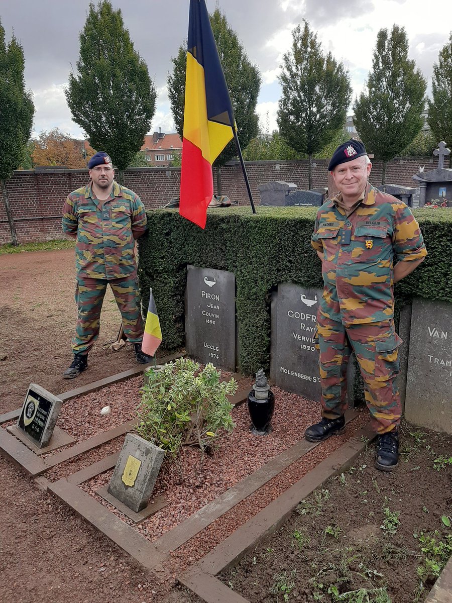 erikodbeeck's tweet photo. Schitterend werk, Hans en Pascal! #Piron #Godfroid #Molenbeek #cando #ProudtoServe #Belgium #Defence 👏👍👊💪👇🇧🇪 https://t.co/Apkt4Faj3k