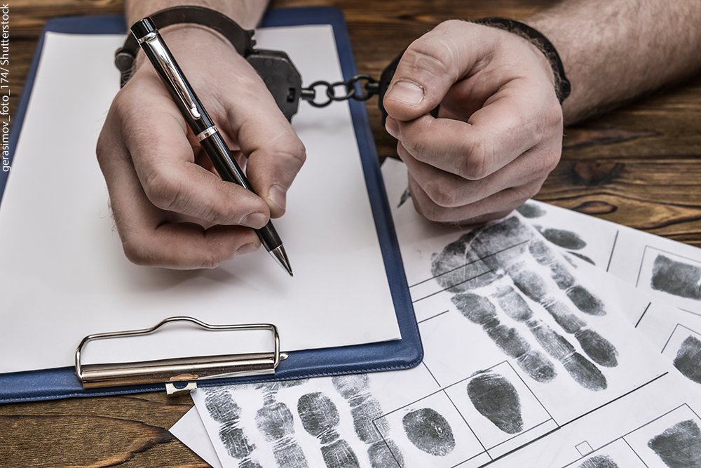 #Torture and related forms of ill-treatment are still taking place around the #OSCE. To understand why & look at solutions for criminal #justice systems, read the new ODIHR & @fairtrials publication 👉 https://t.co/GKHVYqS0wK. https://t.co/wNCL0yqbxl