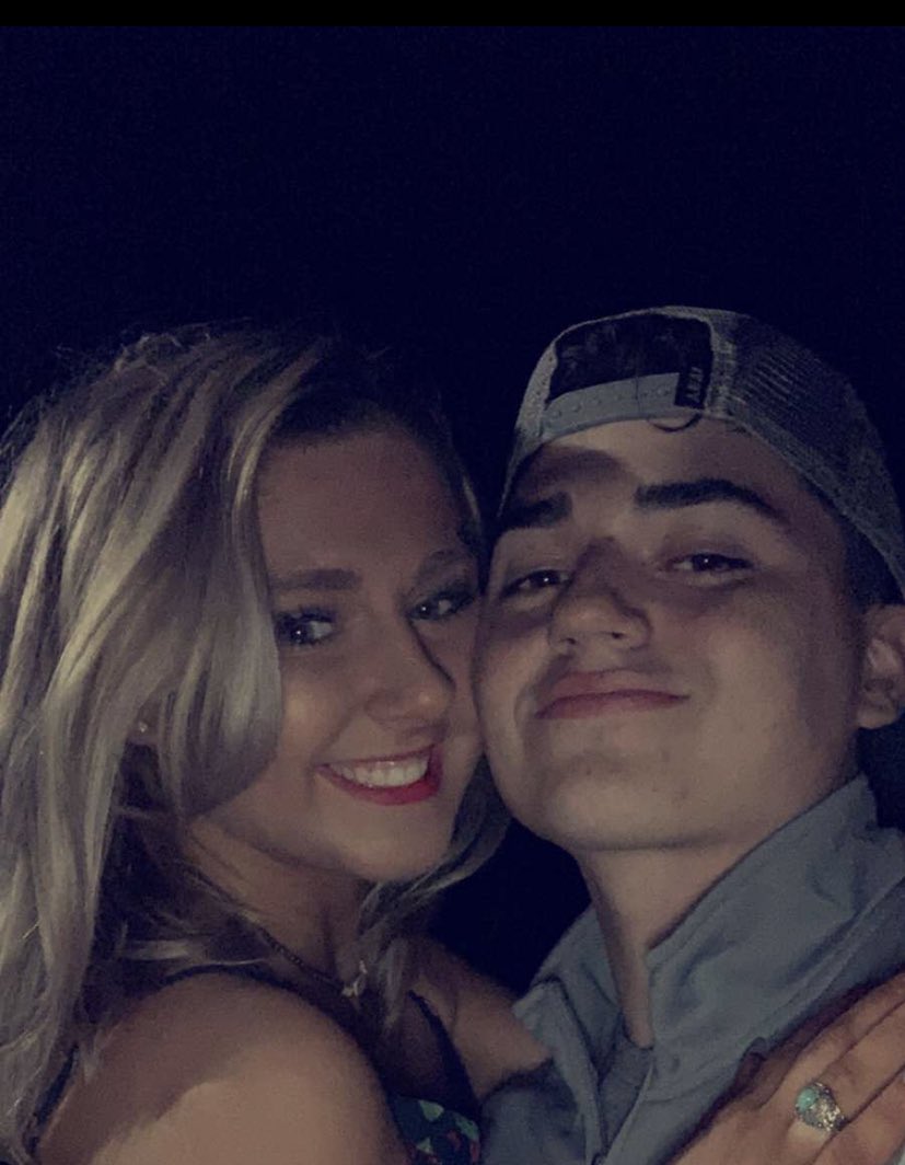 unity79917591's tweet image. How it started...               How it’s going🤍