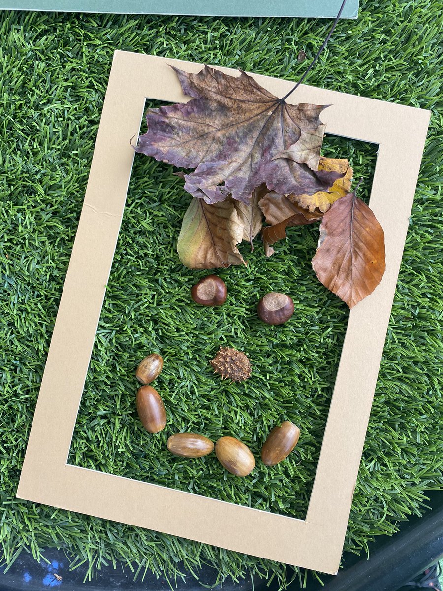 KathJonesMrs's tweet photo. Using natural resources to create a picture 🍁🍂🍃 https://t.co/oH6aoCu4Xh
