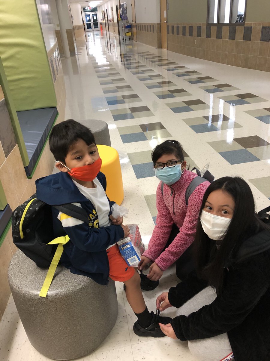 Shelly Flake tweet media