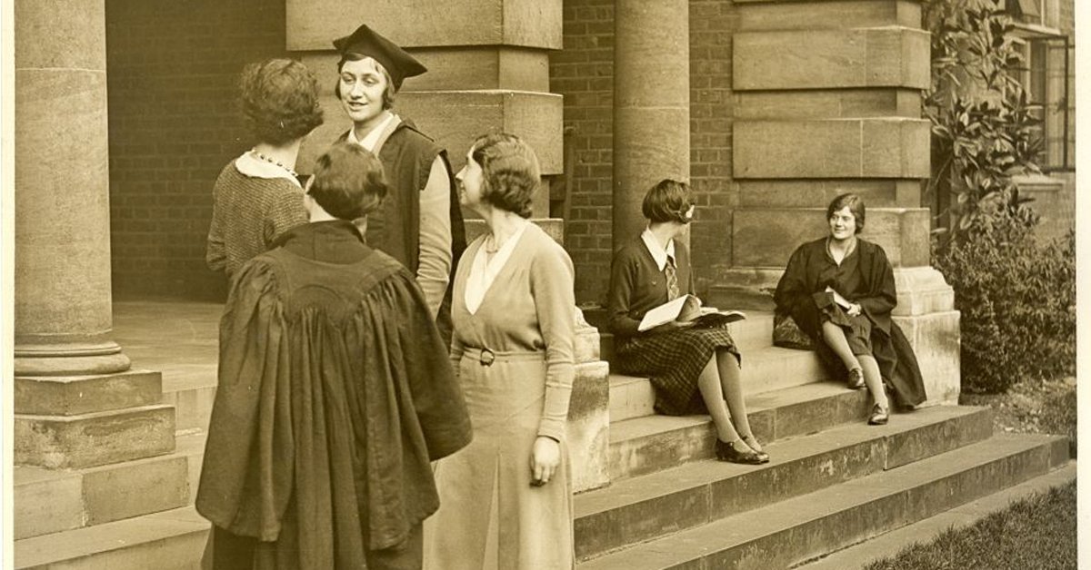 We’re marking 100 years since women first became full members of the University of Oxford. Join the conversation and spread the word #WomenatOxford ox.ac.uk/news-and-event…