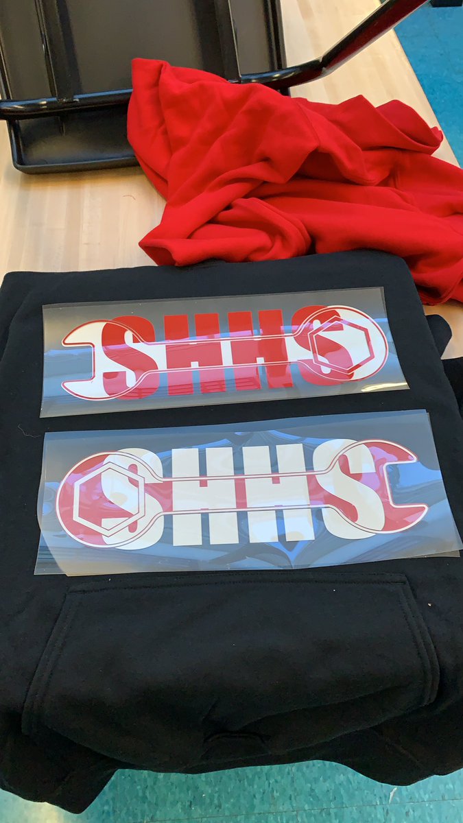 TechEdBlakely's tweet photo. Making some logo examples for our next unit in grade 9 exploring tech. Using google applied digital skills lessons to make a simple logo in google draw. #shhs #spiritwear #huskyteched #ocsbteched #ocsbtechedge https://t.co/au4cU4QcNl