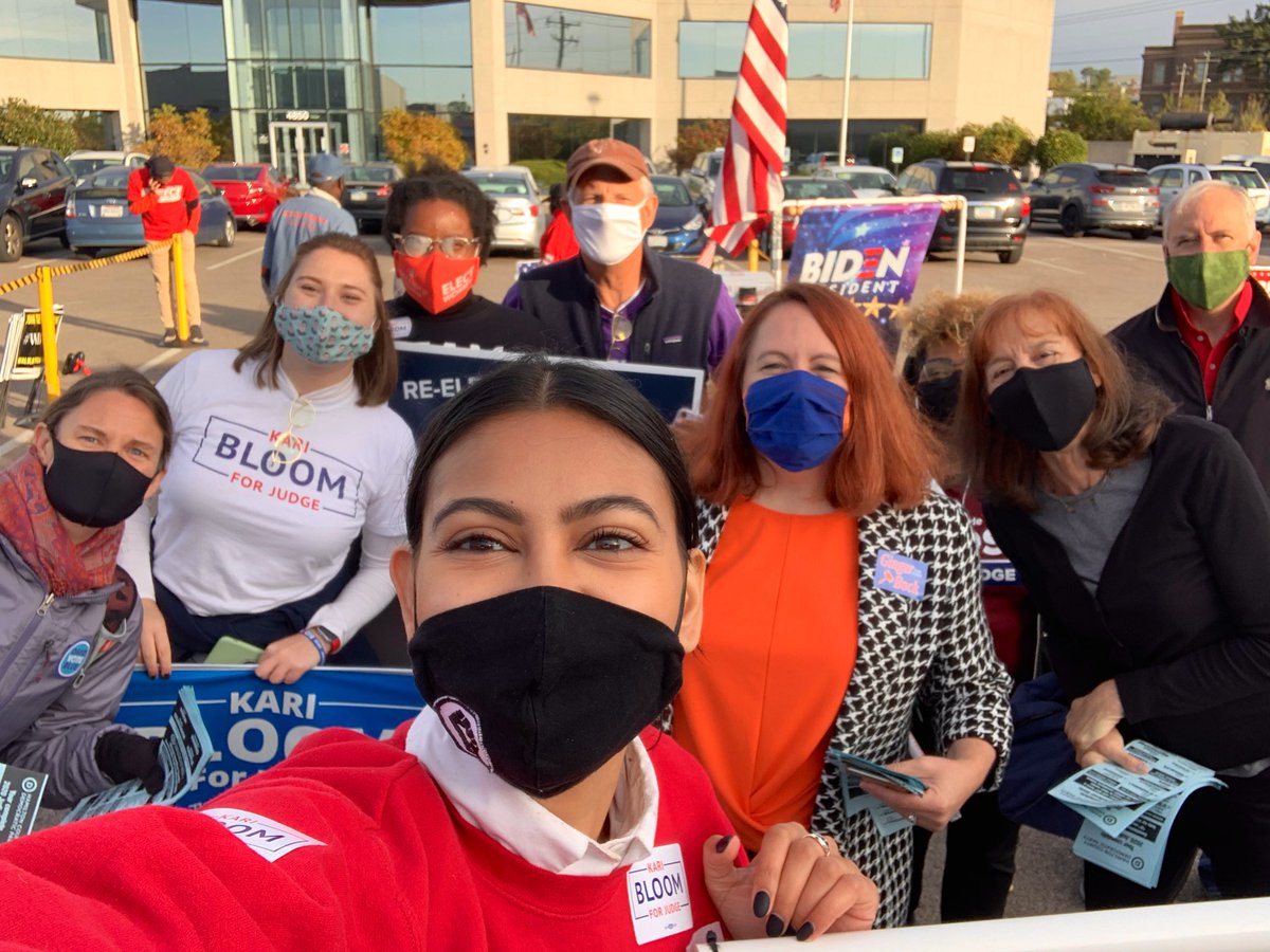 Spent the morning with these amazing Democrats passing out sample ballots to voters. 

Have you voted yet? Let’s see some of this voting pictures! #Vote