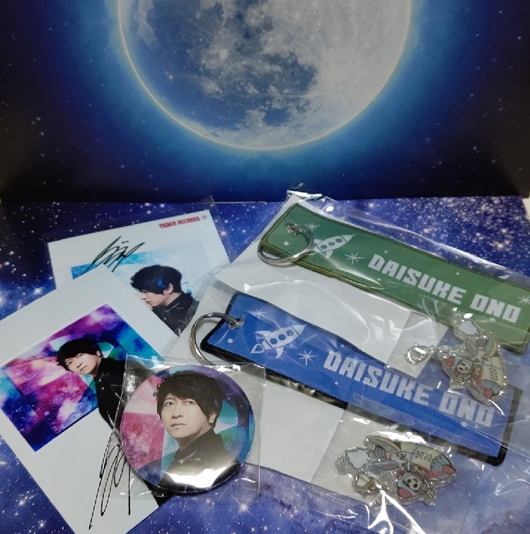 delight0504ukk's tweet photo. STARGAZER発売おめでとうございます‼️初手から泣くかと思うほど刺さる😢❤️
ライブでコーレスしたい。おれパラ両国配信が楽しみです🤗🎶
#小野大輔
#小野D
#STARGAZER
#ObservationD https://t.co/VO6ZHxCl7H