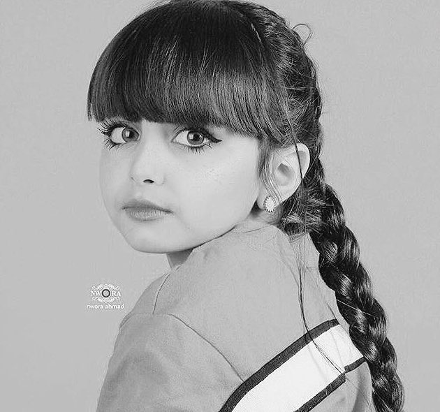 abaq_20's tweet photo. على سبيل الوفاء ..! 
من أتكى على كتفي لن يسقط ما دُمت على قيد الحياه . 

لــ رونق 🕊

#وش_تقول_للحب_الجديد https://t.co/Z5X32Cg6hf