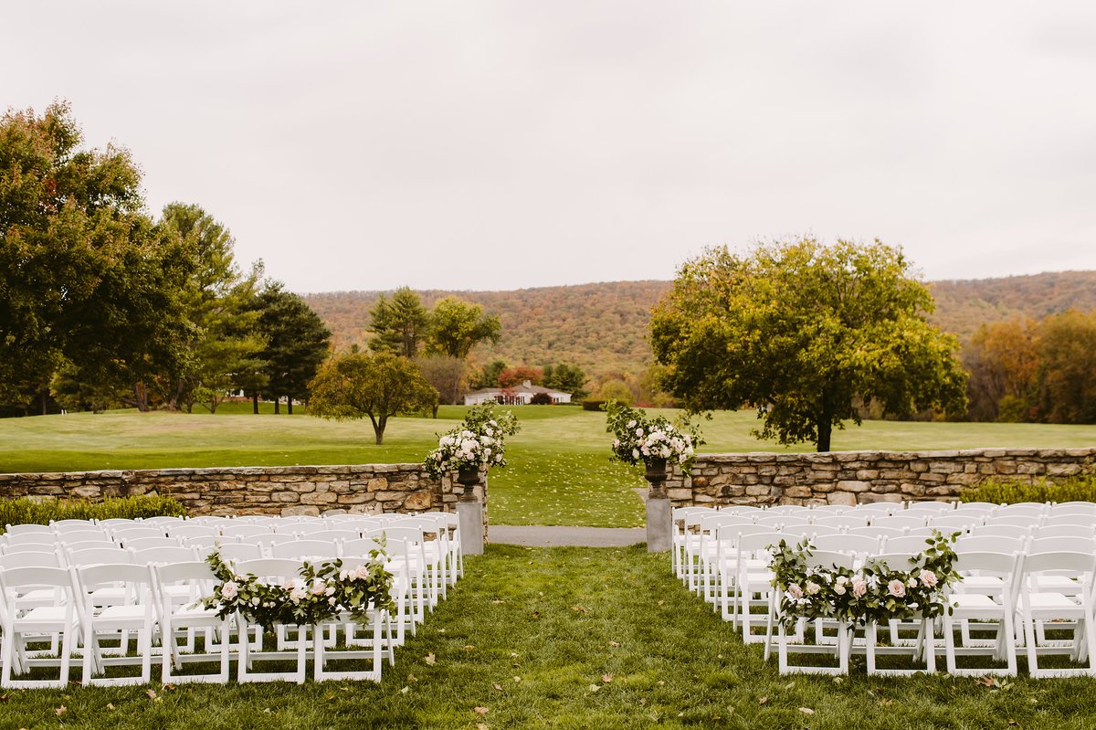 VisitPWC_PR's tweet photo. Couples can find the perfect Intimate Wedding Venue in Northern VA this Fall: https://t.co/blJOflv9Ej 

@VisitPWC @iloveswmag @theknot @unitedwithlove @TravelandDish @BlackBride @BrideMag @savvybride @ctryweddings @MarthaWeddings @WeddingVirginia @junebugweddings @HuffPostWedding https://t.co/rO1NKkvuVY