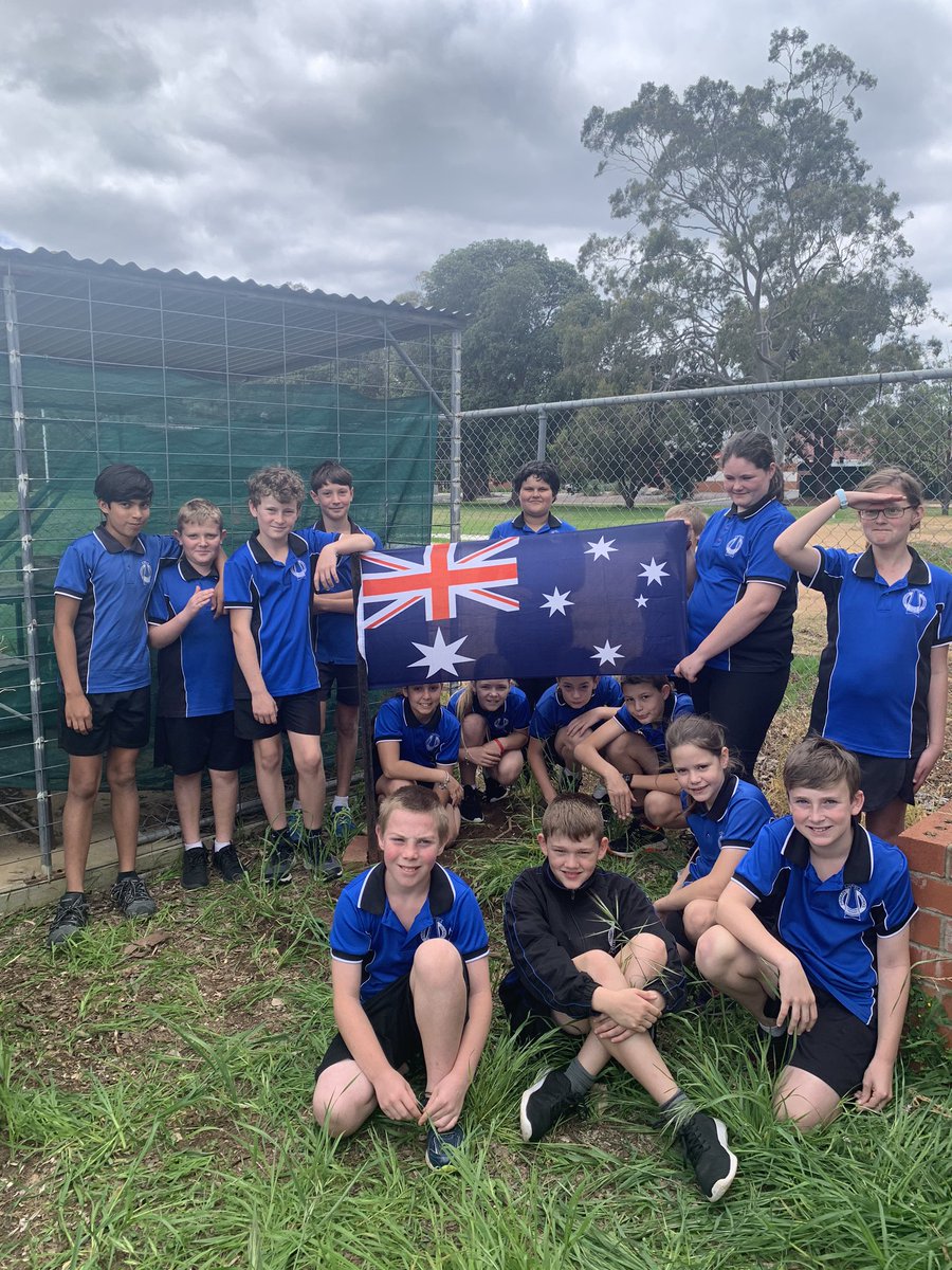 We are a diary/vegetable agricultural community but are excited to explore other agricultural community soil care practices #soilyourundies <a href="/CottonInfoAust/">CottonInfo</a> #PrimarySTEMChat at Harvey PS.