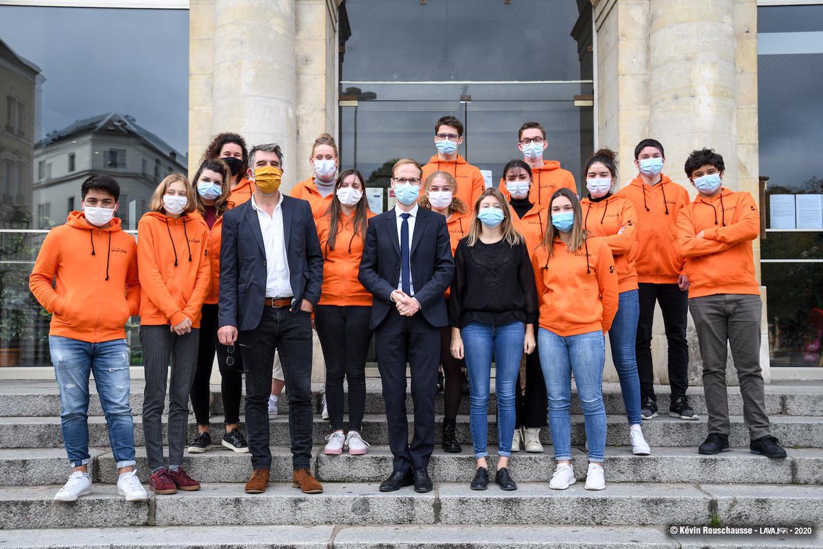 FlorianBercault's tweet image. Faire confiance aux jeunes, reconnaître qu’ils portent en eux les solutions de demain, saluer leur engagement collectif au service des autres, voilà le message que nous avons delivré avec @LucieChauvelier aux 16 nouveaux volontaires en #servicecivique d’@Uniscitelaval #Laval