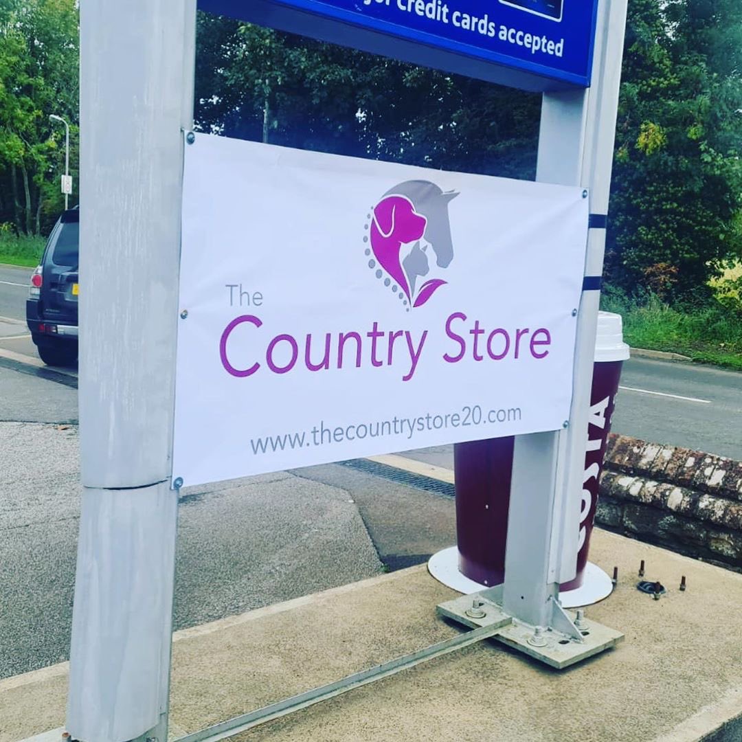 grssignscouk's tweet photo. News signs for a new store @thecountrystore20 opened in #leadenham and we had the pleasure of creating a new #logo and #branding for them which we think looks amazing #fasciasigns #wallsigns #printedwindowgraphics #doublesidedprintedwindowgraphics #pvcbanners #grssigns https://t.co/6PWRtVxDy3