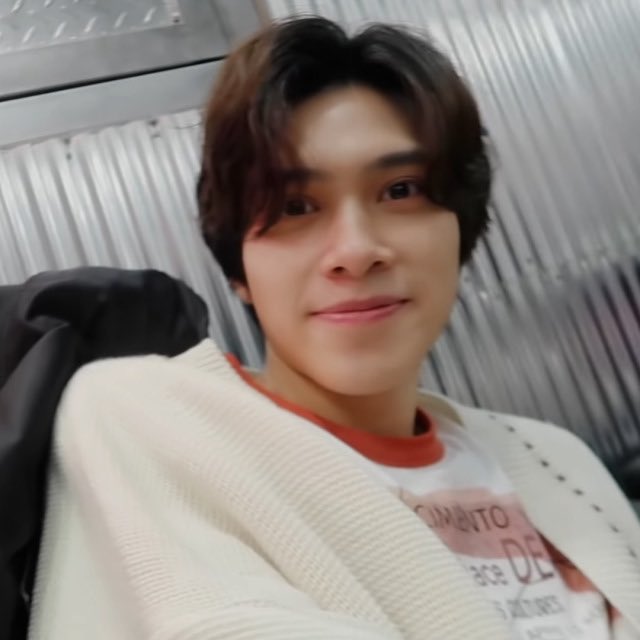 here’s a thread that no one asked for whatsoever but i felt like making