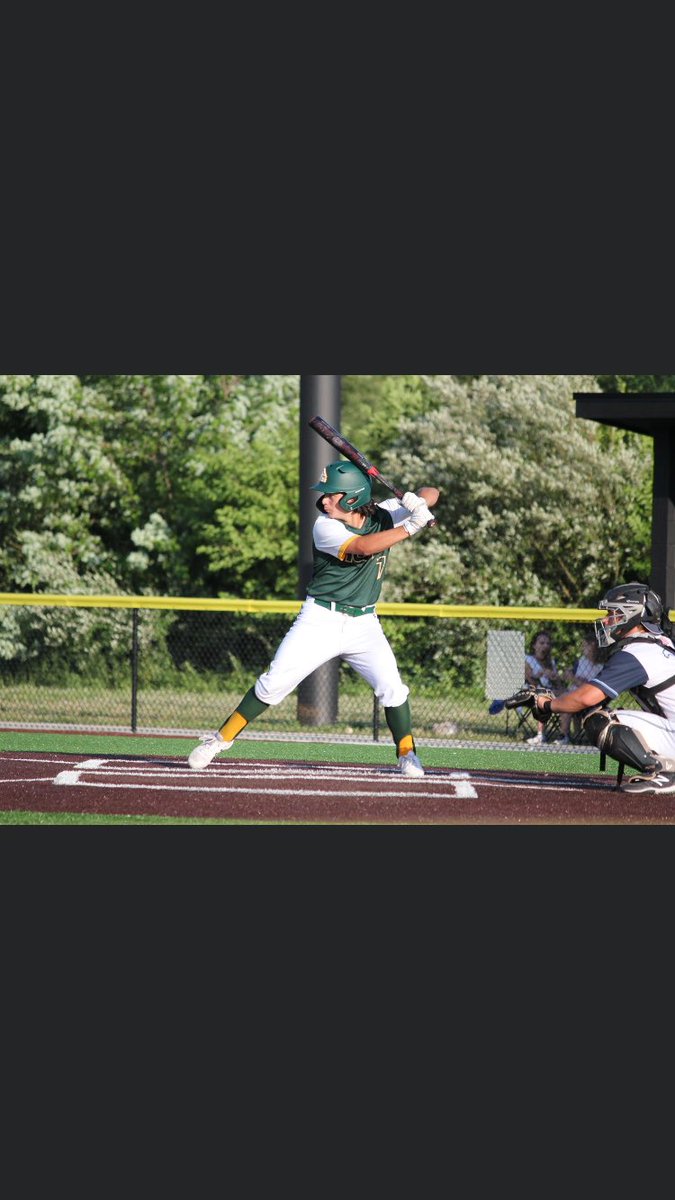 Angelrades24 tweet media