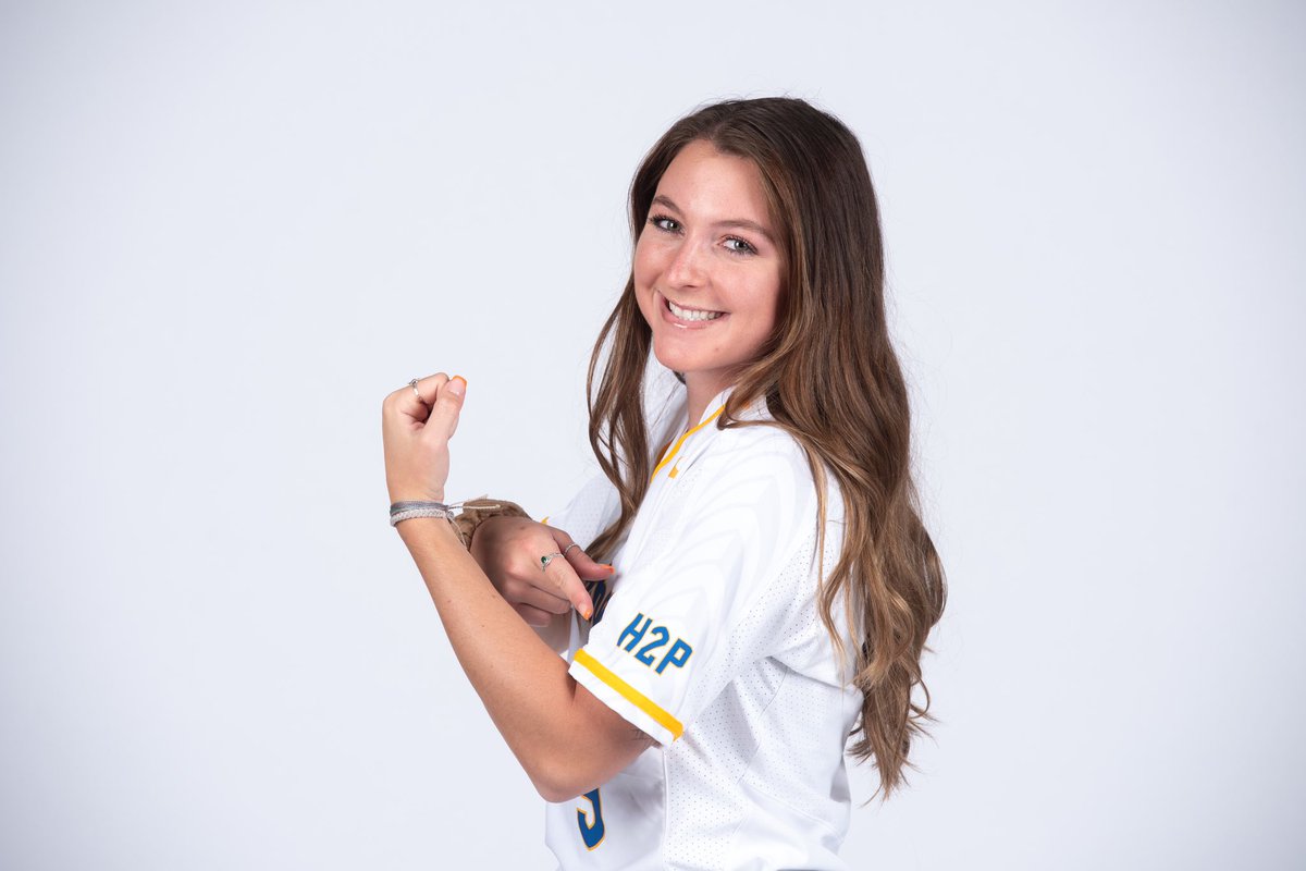 Pitt_SB's tweet photo. Lots of smiles from photo day 📸😁

Can’t wait to wear our new jerseys this upcoming year ⚪️🔵 

#H2P https://t.co/NODH0oll2y