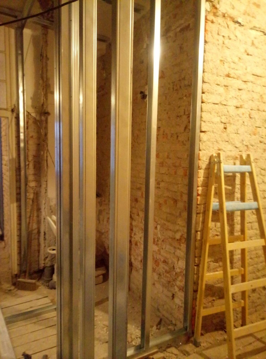 11/ Interior framing (continued).