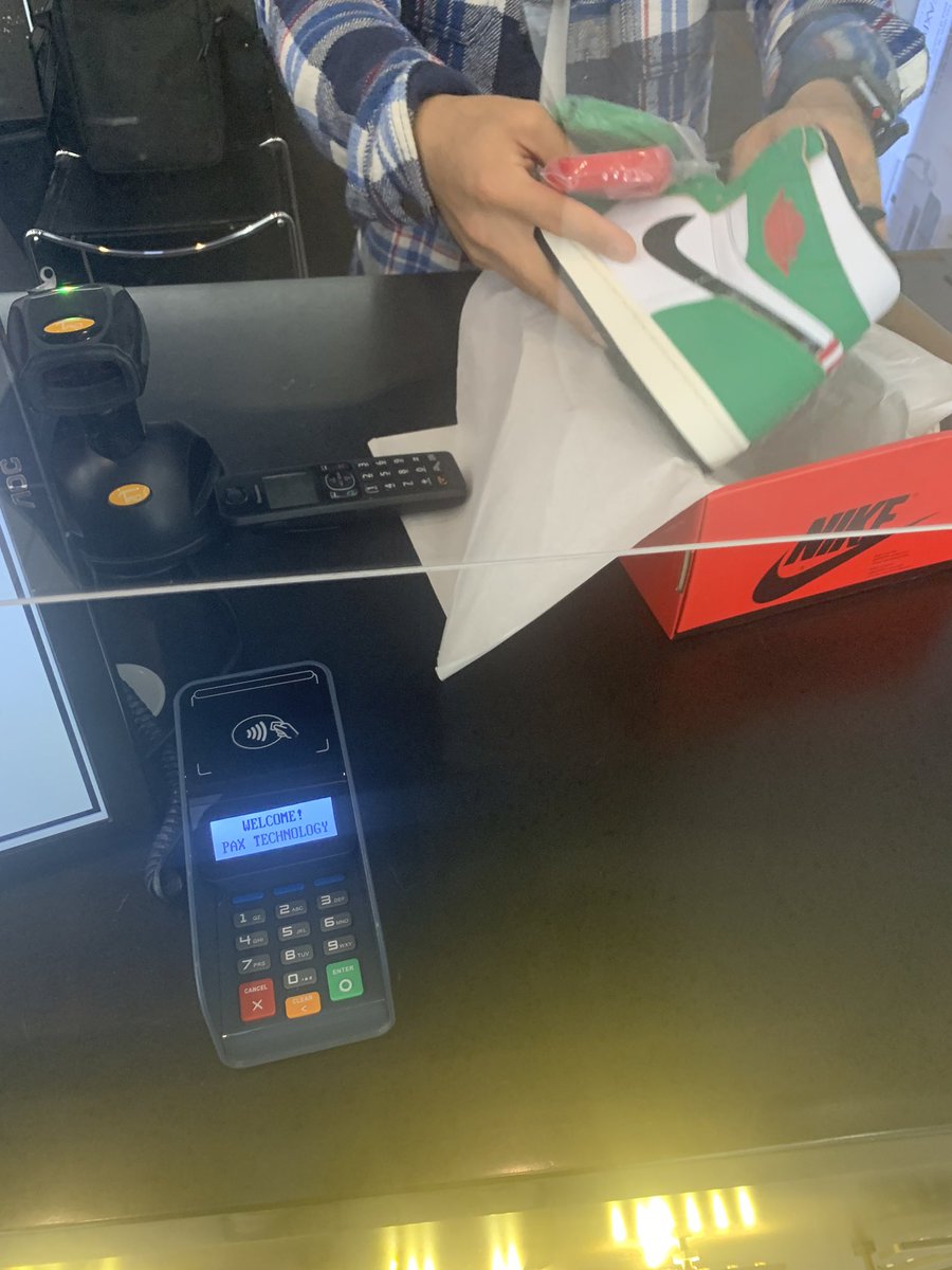 Thank you <a href="/OsirisRaffleBot/">Osiris Raffle Bot</a> 😤🤞