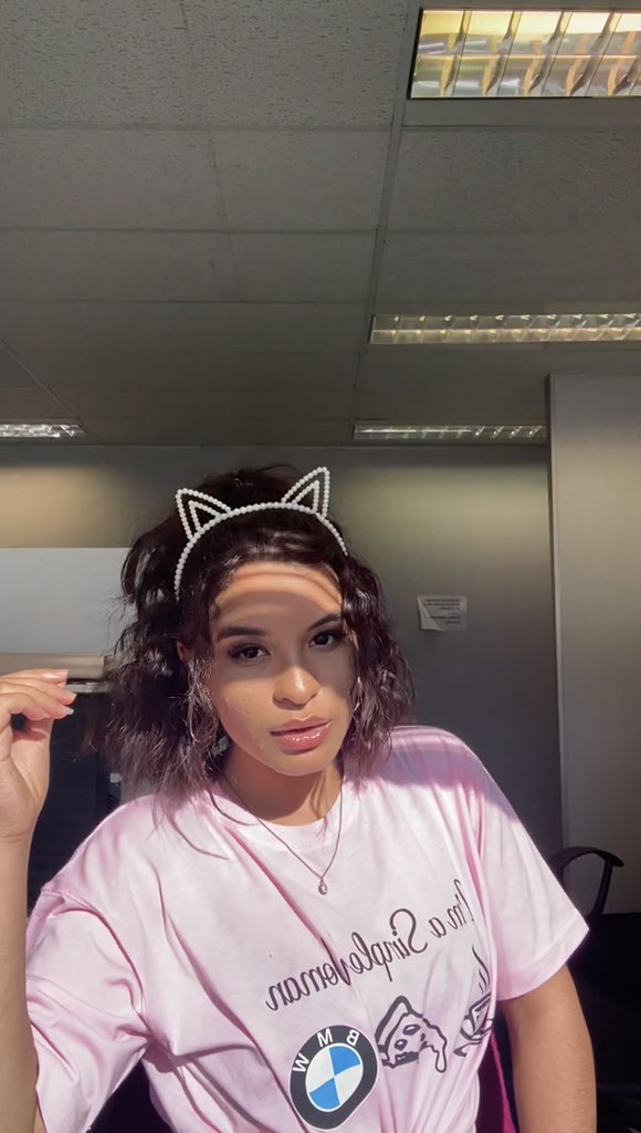 saltmaamz's tweet photo. my lashes ? @_bynielfs 🥰🥰🥰🥰. 
SUPPORT HER 😤❤️ https://t.co/RxhWFb4m6L