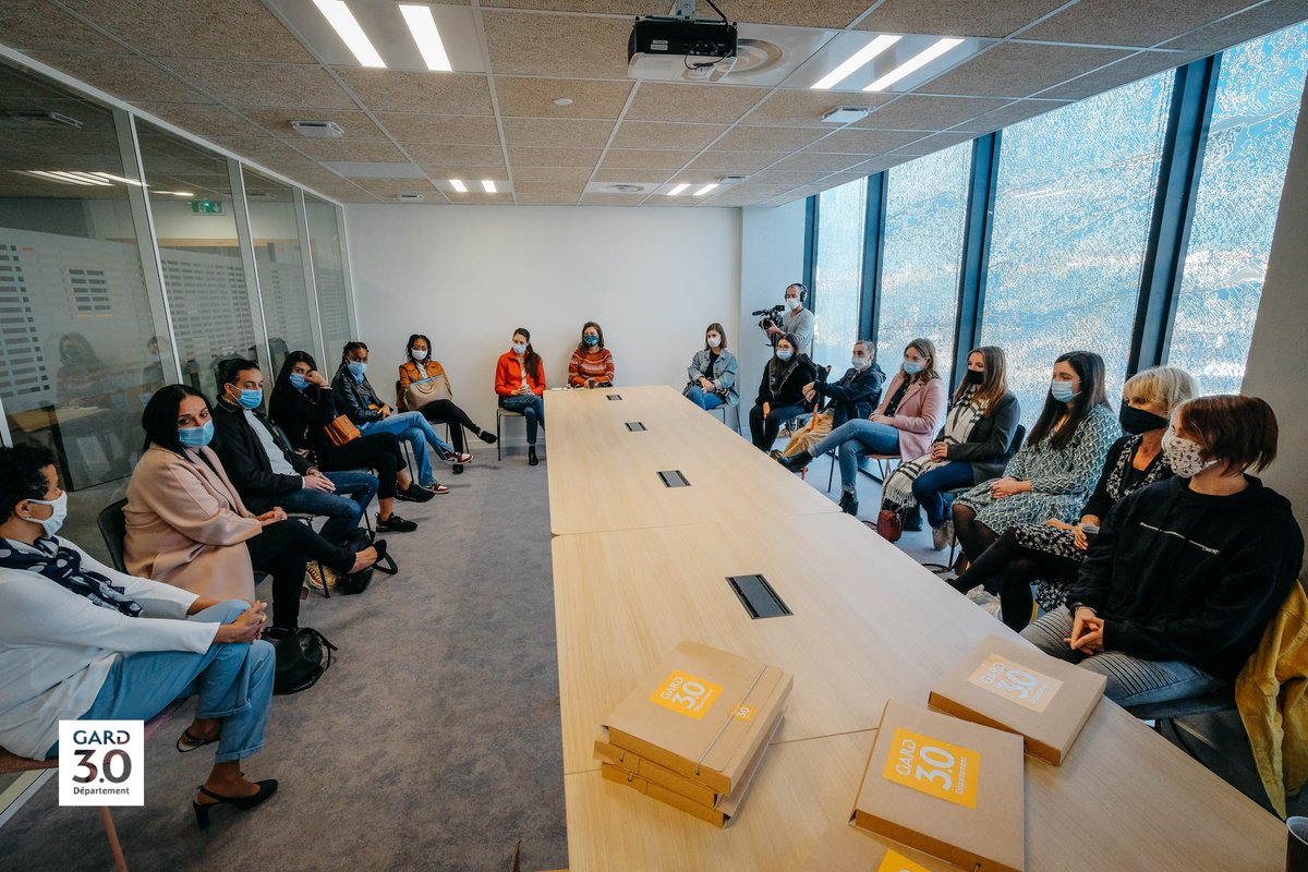 SERVICE CIVIQUE 🙋 | La relève ? Oui mais pas seulement !
En écoutant leurs parcours, objectifs et souhaits on se rend vite compte que la période de leur #engagement #citoyen sera bénéfique pour les accueillis et les accueillants👍
"Bienvenue et réussite!" bit.ly/2H0YxZE