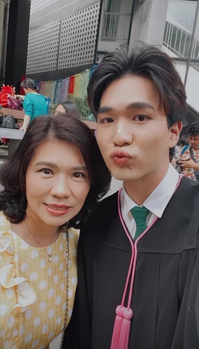 _TEPofficial's tweet photo. "Education is not preparation for life; education is life itself."
– John Dewey
Congratulations on your graduation @WDdome 🎓😊👏 We're proud of you
ctto.
#Wdome
#DomesGraduation https://t.co/mftFvD9MPq