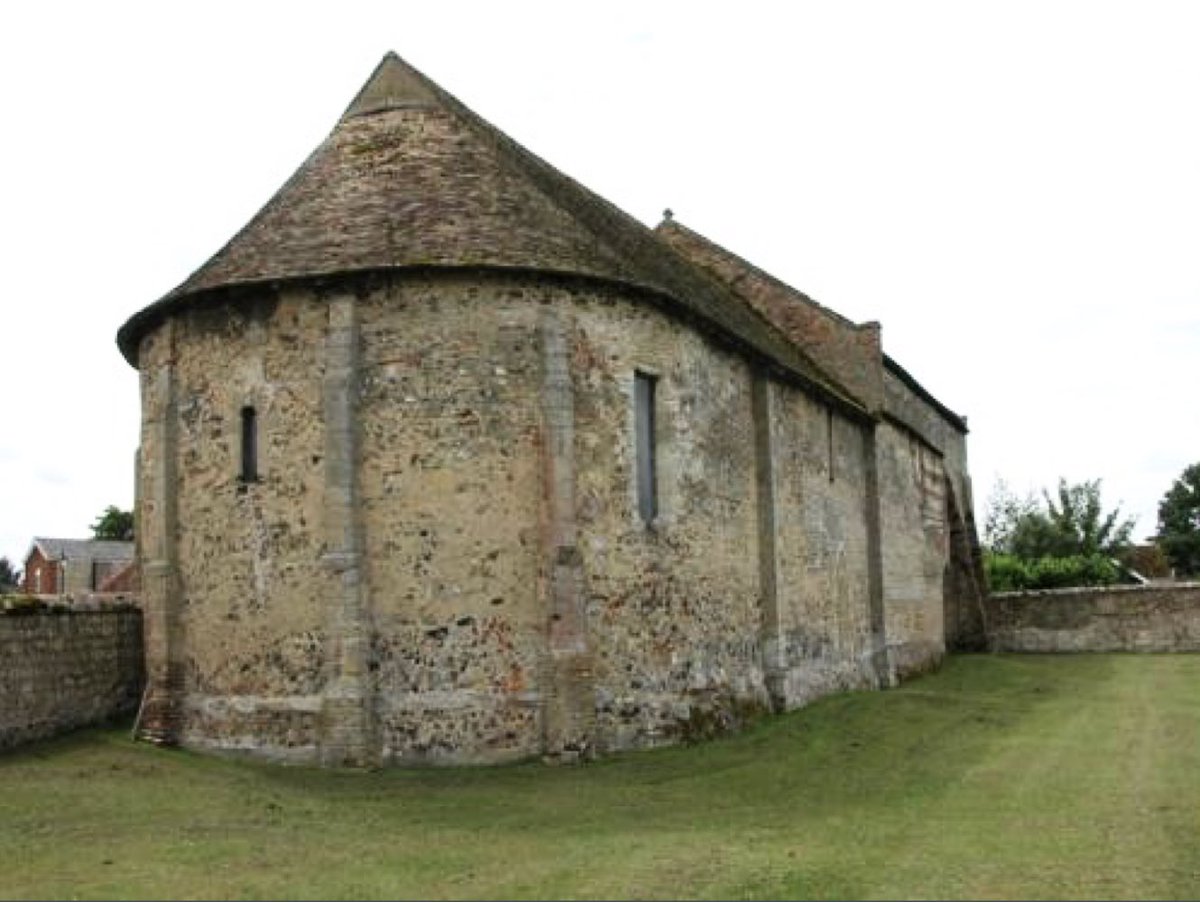 3. The lovely chapel is said to be ‘the best example in the country of a small .. substantially unaltered.. Benedictine priory church’. Its original 12th-century walls all survive; the raised nave roof is the only major change. More interesting tho ...  https://www.english-heritage.org.uk/visit/places/isleham-priory-church/history/