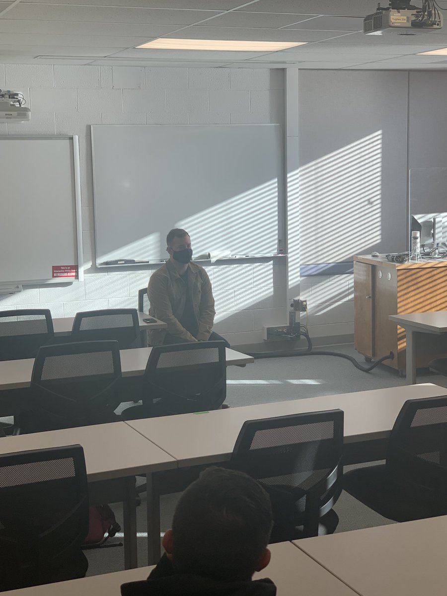 JasonClemensen's tweet photo. Thank you to masked up @nfldraftscout for talking to my leadership class @pittstate about Bleacher Report and his experience in media and how leadership works in his business. https://t.co/AFTQHtIpDL