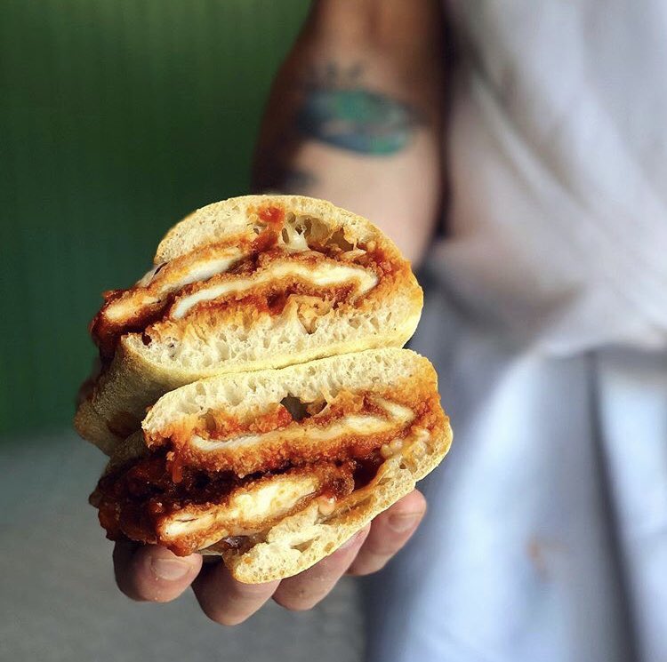 Happy Wednesday aka CHICKEN PARM DAY EYYYY 👏👏👏 Come sit outside on the patio, it’s beautiful out. Chicken Parmigiana is good for youuuuu