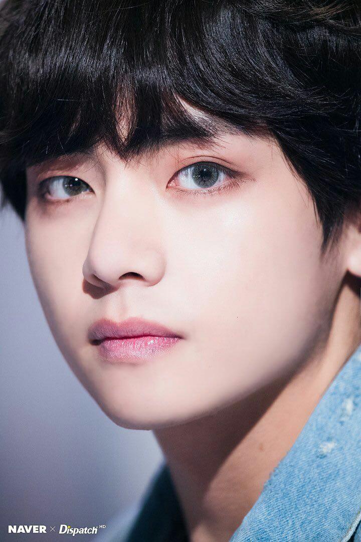 Taehyung's heavenly beauty spots. A detailed thread:
