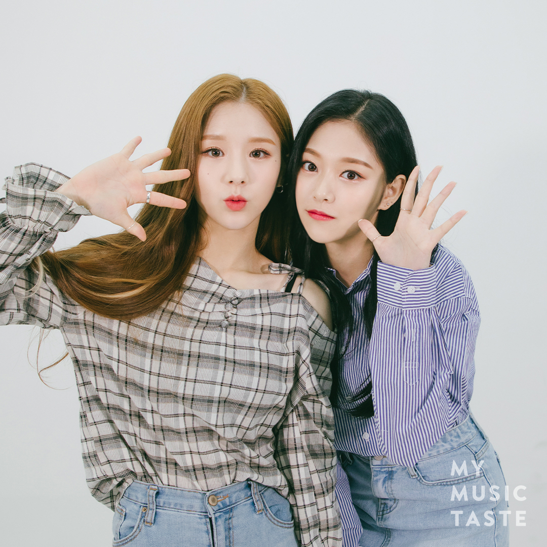 _mymusictaste's tweet photo. Counting down the days to the moment LOOΠΔ will awe us all with their amazing stages prepared especially for their first online concert! 💃

#Orbit, get ready! Get tickets 🎫 https://t.co/9wpnCmqT8G

Set your reminders to 5 days from now! 📌

🌕 #LOONA_Midnight #이달의소녀 #LOONA https://t.co/j5dK8P8bOP