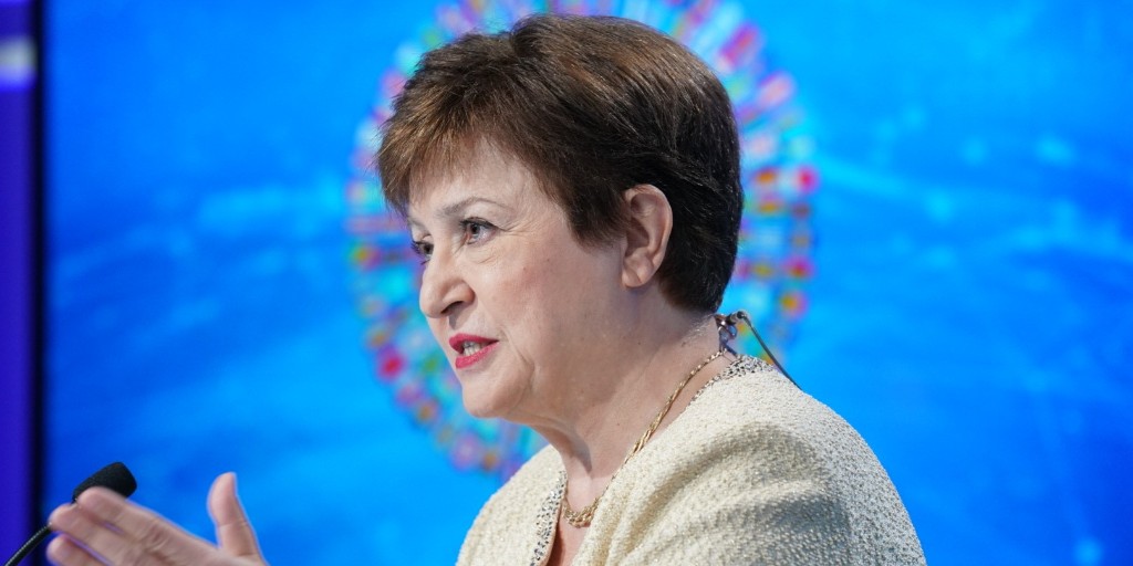 IMFAsiaPacific's tweet photo. .@KGeorgieva at #IMFMeetings: The most important lesson of this crisis is for policymakers to build strong fundamentals when times are good to be able to mount strong responses during crises.  https://t.co/cj65ec7pyy https://t.co/738U3Admy4