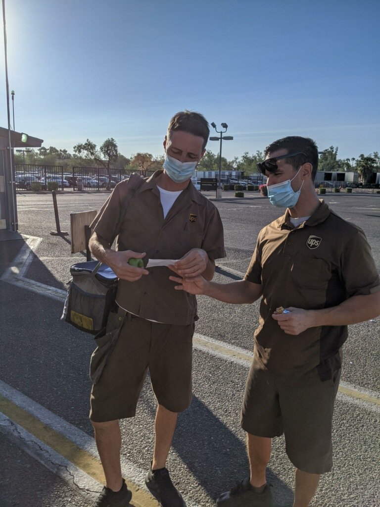 Its Wellness Wednesday in Tempe today! Engaging our Professional Drivers on the importance and benefits of stretching prior to start time. Self check cards are a great tool to remind us all of this.