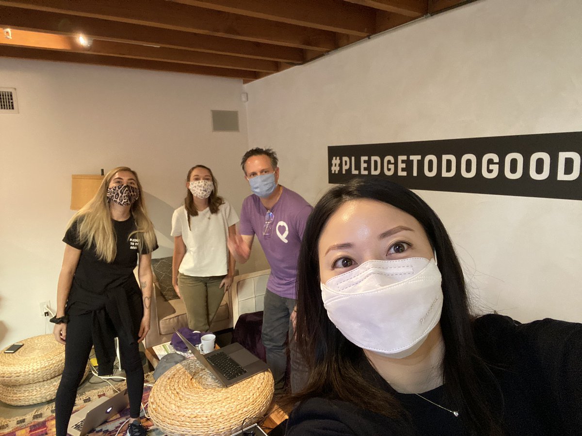 gcchung's tweet photo. Team @pledgeling is ready for #zoomtopia!!! #pledgetodogood @zoom_us https://t.co/B63IPZakBC