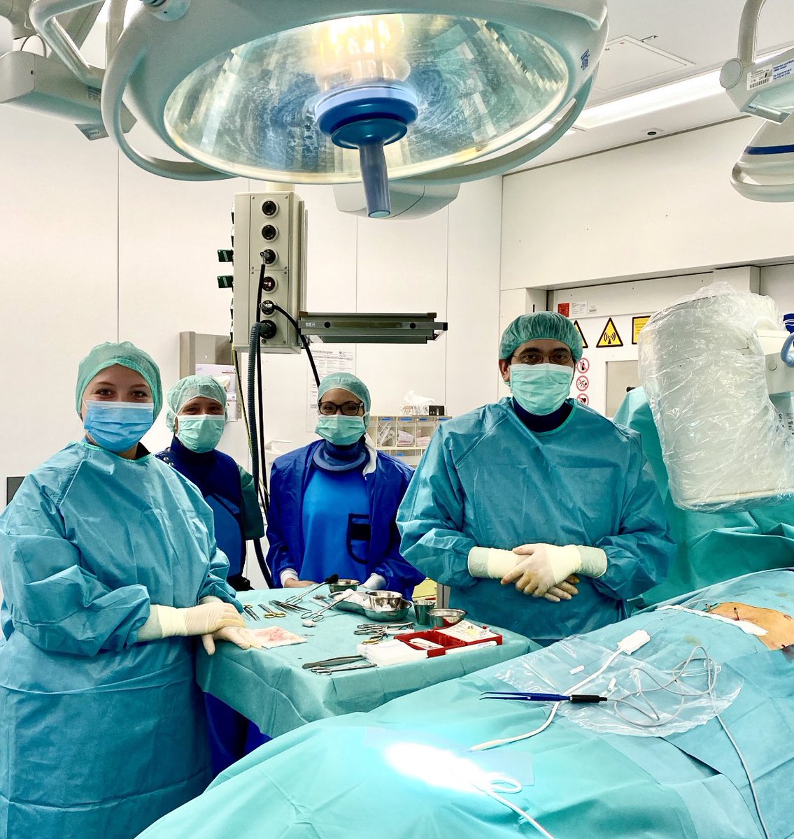 GeorgiosMatis's tweet photo. 📌 The 1st implantation of a #closedloop #spinalcordstimulation system in #Cologne today!
📍 Department of Stereotactic &amp; #FunctionalNeurosurgery (Director: Prof. @VVV_Cologne)
🙏 Thanks goes to: Pola Tülay, Bernd Kiefer, Jacqueline Schmitzii, Dr. B. Dietz  &amp; K. Elsner! https://t.co/FctH34jiPT