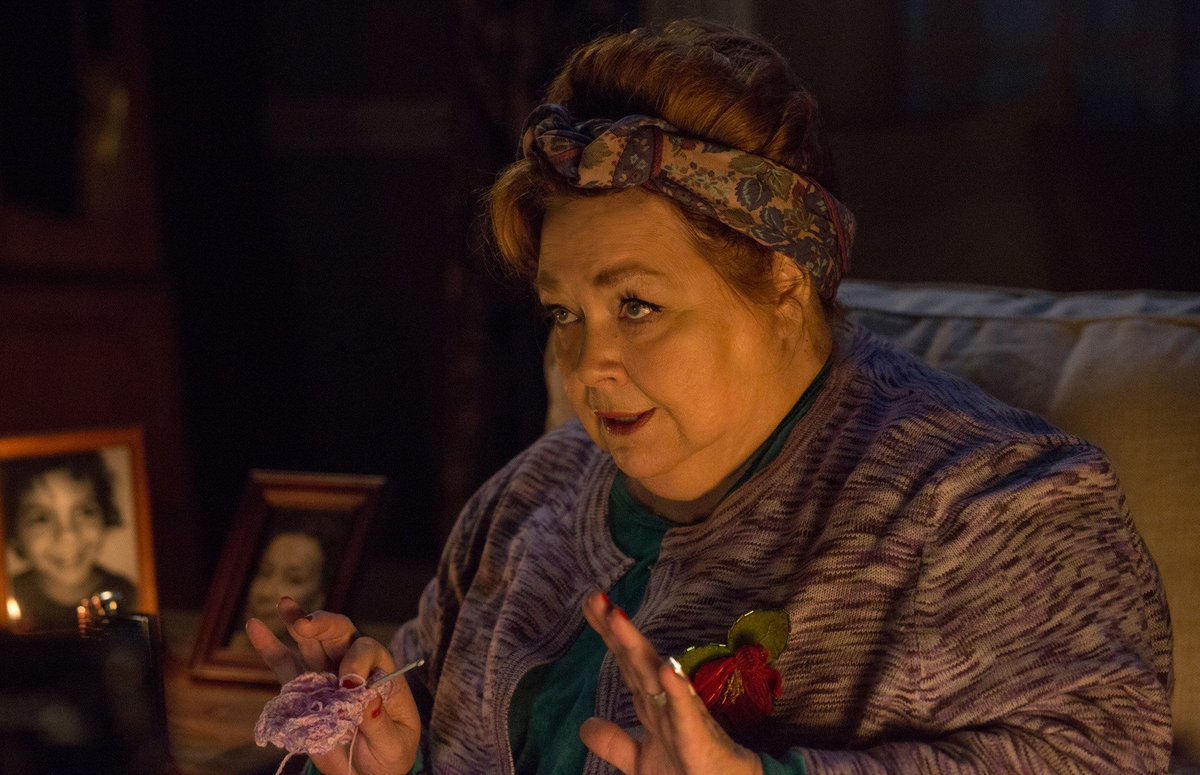 mayfairtheatre's tweet photo. Conchata Ferrell was one of those great character actor faces & voices that never stopped working her whole career, with over 130 credits from 1974 to next year.
Just a few movies from her resume include: Network, Edward Scissorhands, Frankenweenie, & Krampus.
#ripconchataferrell https://t.co/bAq1l9zf1w