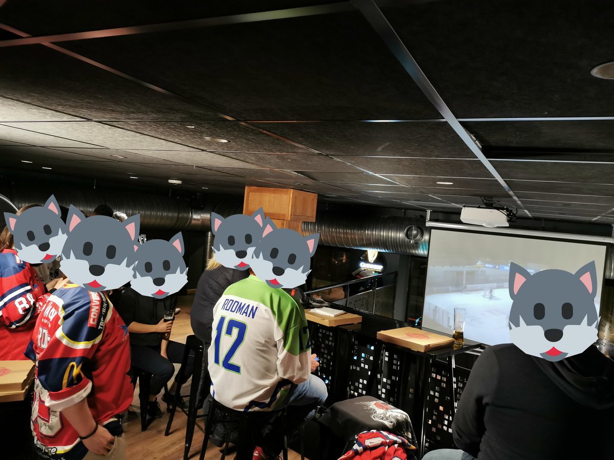 LesTHockeys's tweet photo. T'es un ancien si t'as connu l'ouverture des bars à Grenoble https://t.co/N0nzcEpovo