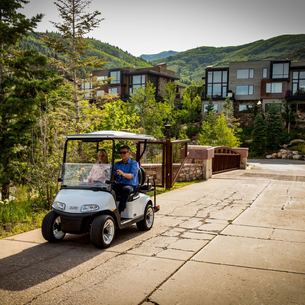 GAVGolfCars's tweet photo. #EZGO #RXV #Freedom has many upgraded features, such as: spacious dash and an automatic parking brake on electric and ELiTE lithium models. Gulf Atlantic Vehicles, your proud local EZGO Dealer!  #LiveLarger #Volusia #LoveNSB #shoplocal https://t.co/3WNe7nkh1l https://t.co/D30ltikhpp