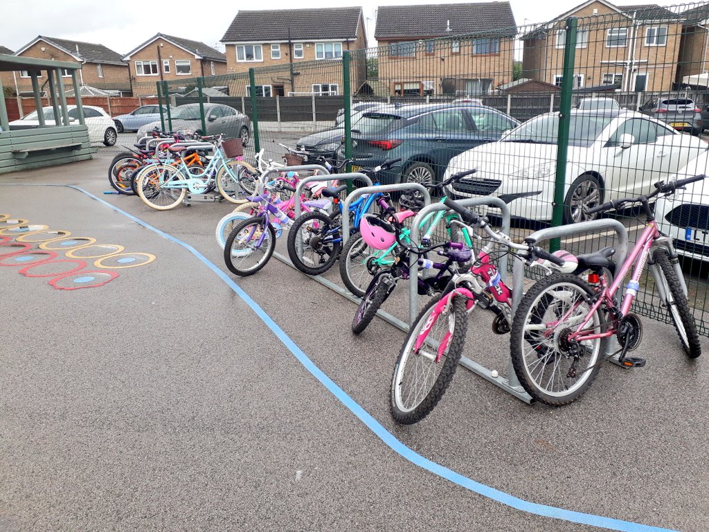 21 bikes received a safety check <a href="/DeltaHatfieldW/">Hatfield Woodhouse P</a> yesterday. A great turnout for a small school. 

Looking forward to being back for Cycle and Scooter Skills next month! 😁 🚴‍♂️🚴‍♀️🛴

 #10datc #littlebigchanges

<a href="/PWLCProjects/">PWLC Projects LLP</a> <a href="/DoncasterMoving/">GetDoncasterMoving</a>
@TSYActiveTravel <a href="/SY_STARSAwards/">STARS South Yorkshire</a>