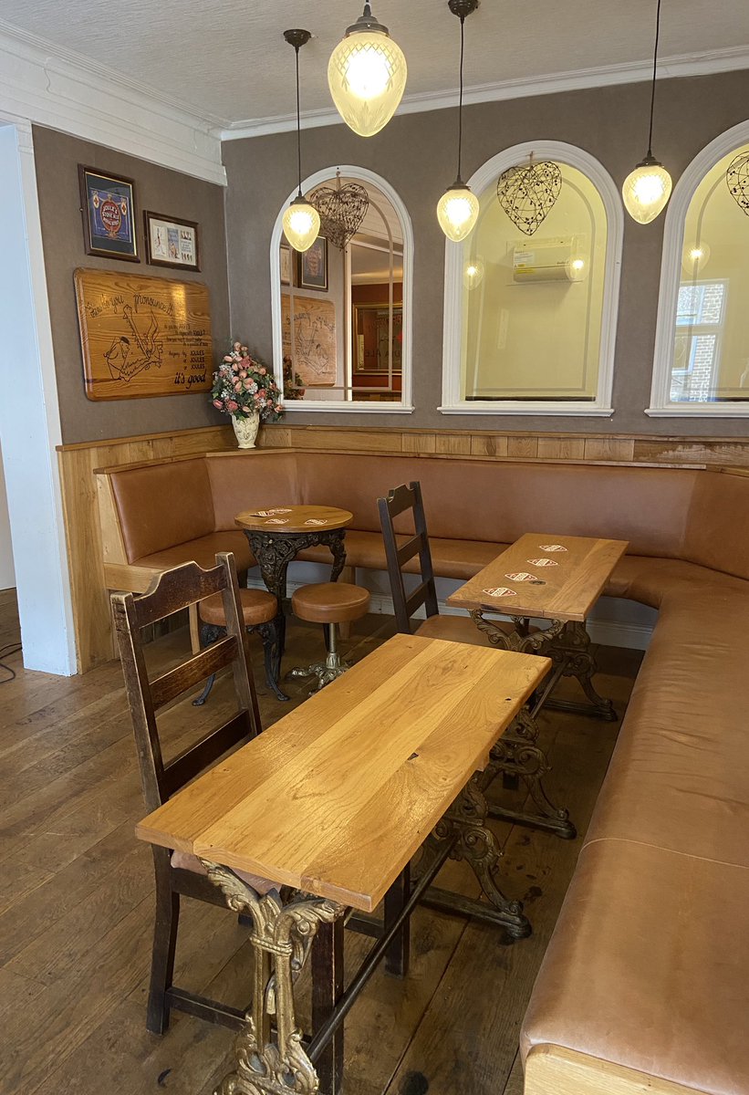 We have now fully opened the ‘Lamb’ to give us more space on wintery days ahead. It’s warm and cosy,with our own eclectic music playlist(for those that know us well) &amp; of course has table service
#chestertweets <a href="/BeersInChester/">Beers In Chester</a> <a href="/the_joe_smoe/">Joe Smoe 🍻</a> @CAMRACaSC #chester