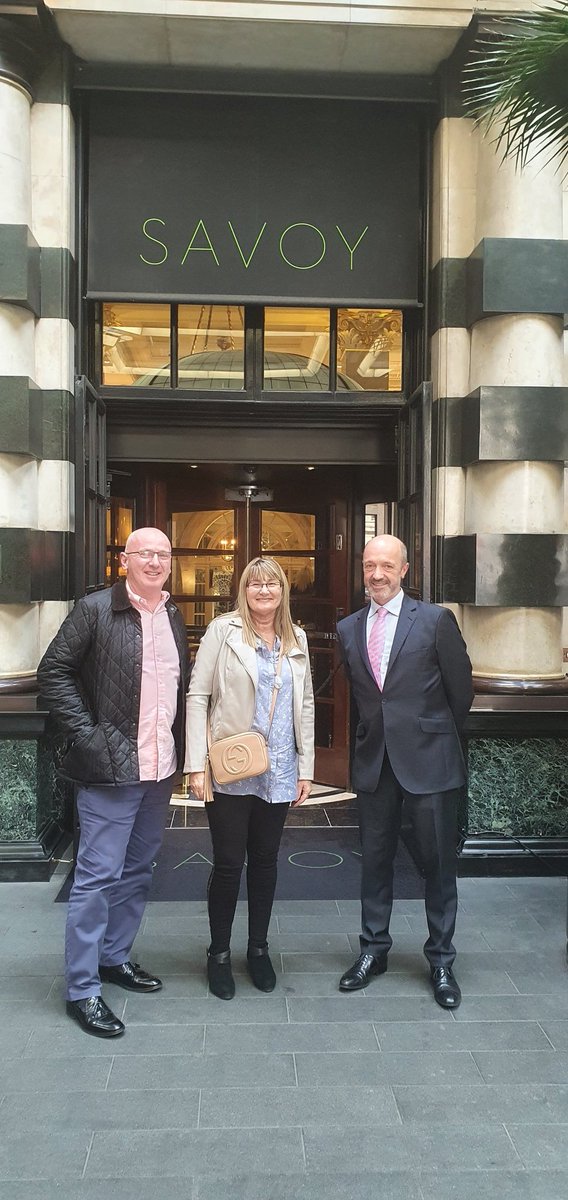 stanthetubeman's tweet photo. #thesavoy #Ramsey an excellent meal and service also met the star of the show #Thierry #gordonramsay https://t.co/LfgPAYG5vg
