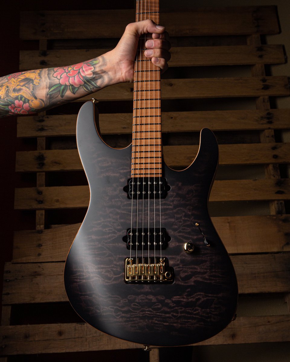 Suhr Custom tweet media