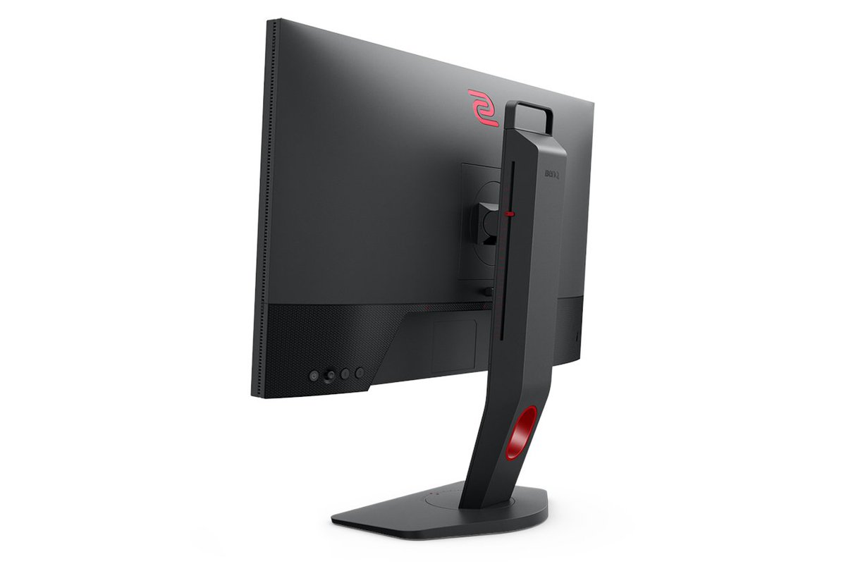 ZOWIE_EU's tweet photo. We know some of you have been waiting for our new monitor XL2411K.
Good news is that XL2411K just landed in Europe and it will be available in BenQ Shop this weekend. 
We are all working on bringing them to you now.
Please stay tuned! https://t.co/koPE4tZz6m