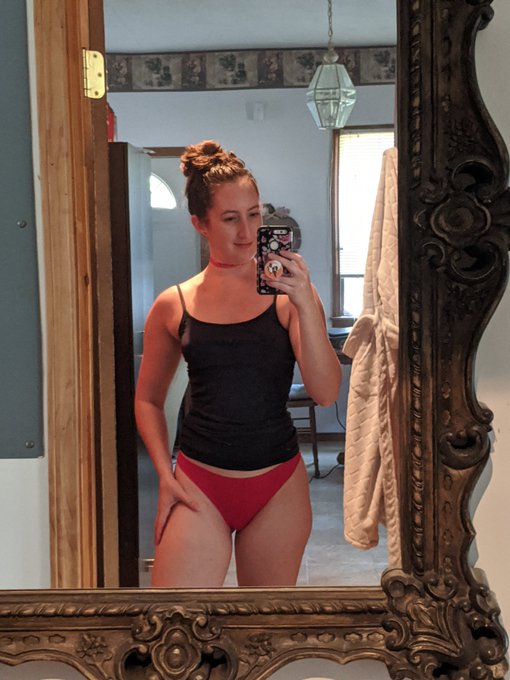 Time to get ready for the gym #gettingfit #MFC #onlyfans #camgirl #cammodel https://t.co/bDHBdUNv0h<a href="/tag/gettingfit"class="tags">#gettingfit</a><a href="/tag/mfc"class="tags">#MFC</a><a href="/tag/cammodel"class="tags"><span>#cammodel</span></a><a href="/tag/camgirl"class="tags"><span>#camgirl</span></a><a href="/tag/onlyfans"class="tags"><span>#onlyfans</span></a>