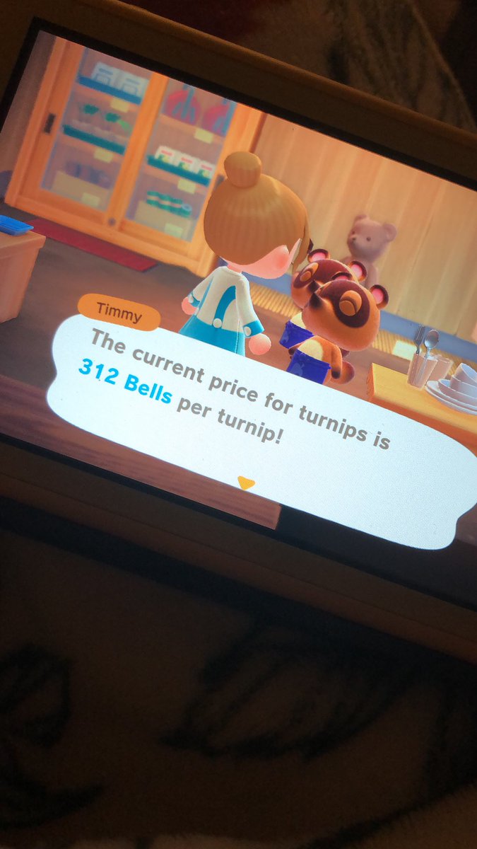 httpscourtney's tweet image. PLS TIPS ARE APPRECIATED!!! 10 MINS LEFT B4 PRICE CHANGES ❤️ #turnipPrices #turnipsprices  #turnips #TurnipPrice #turnip