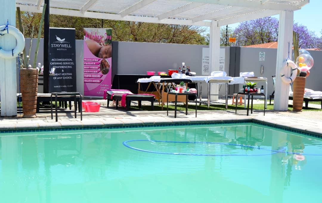 Staywell_Hotel's tweet photo. StayWell Hotels X Aalphaa Spa brings you  #SELFCAREWEEKENDS

 Exceptional pamper sessions by the pool ❤️❤️
#SpaRobes✅
#FreeCocktails✅
#SpaSleepers✅
#FullBodyMassages✅
#Freeswimming ✅
Secure your squad 3101843/72735166
#ShareOfTheGoodLife 🇧🇼
#NtshalamoragoBW https://t.co/lU1q7keVUc