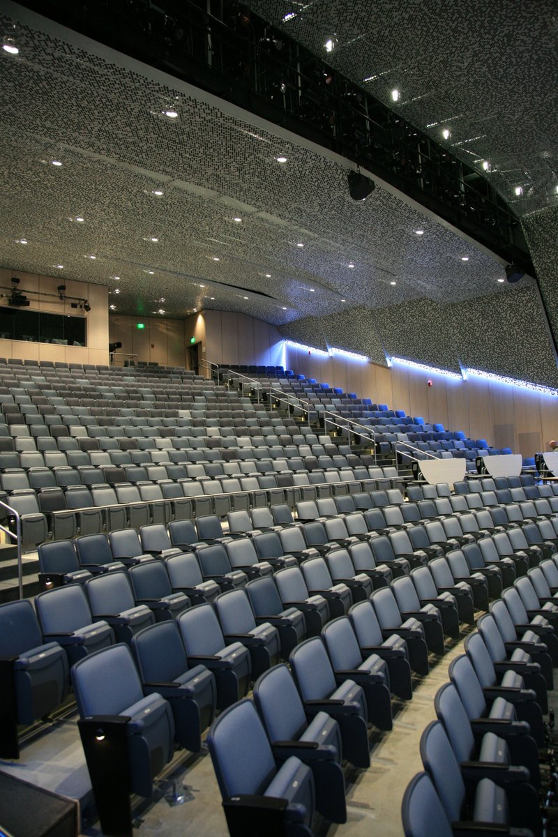 Sachempride's tweet photo. As we get closer to in-person learning with Hybrid starting next month, here are some views of the state-of-the-art auditorium.  When is pandemic is finally behind us this will be a showcase of our school complex and the community of Saugus. https://t.co/jxwOASeYTu