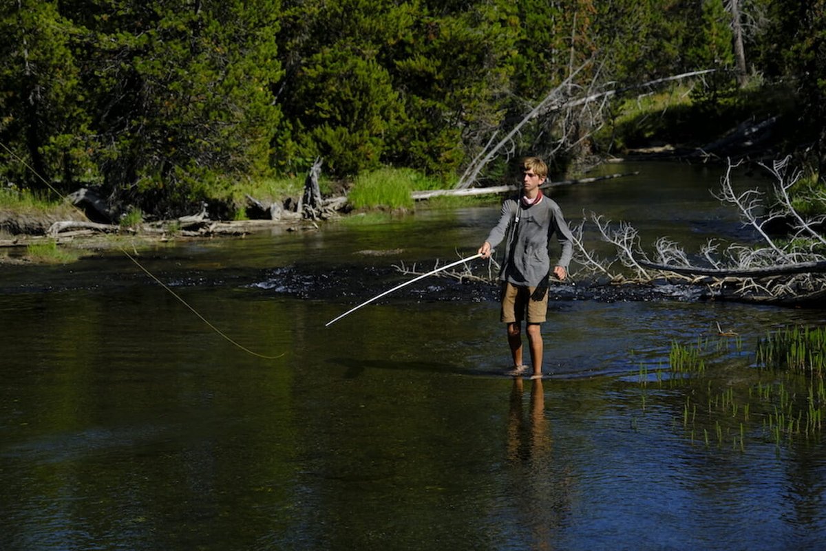 TroutUnlimited's tweet image. The Strawbridge family hikes through @YellowstoneNPS on their quest to complete the #ContinentalDivideTrail. Check it out.bit.ly/33TL3Ym #CDT