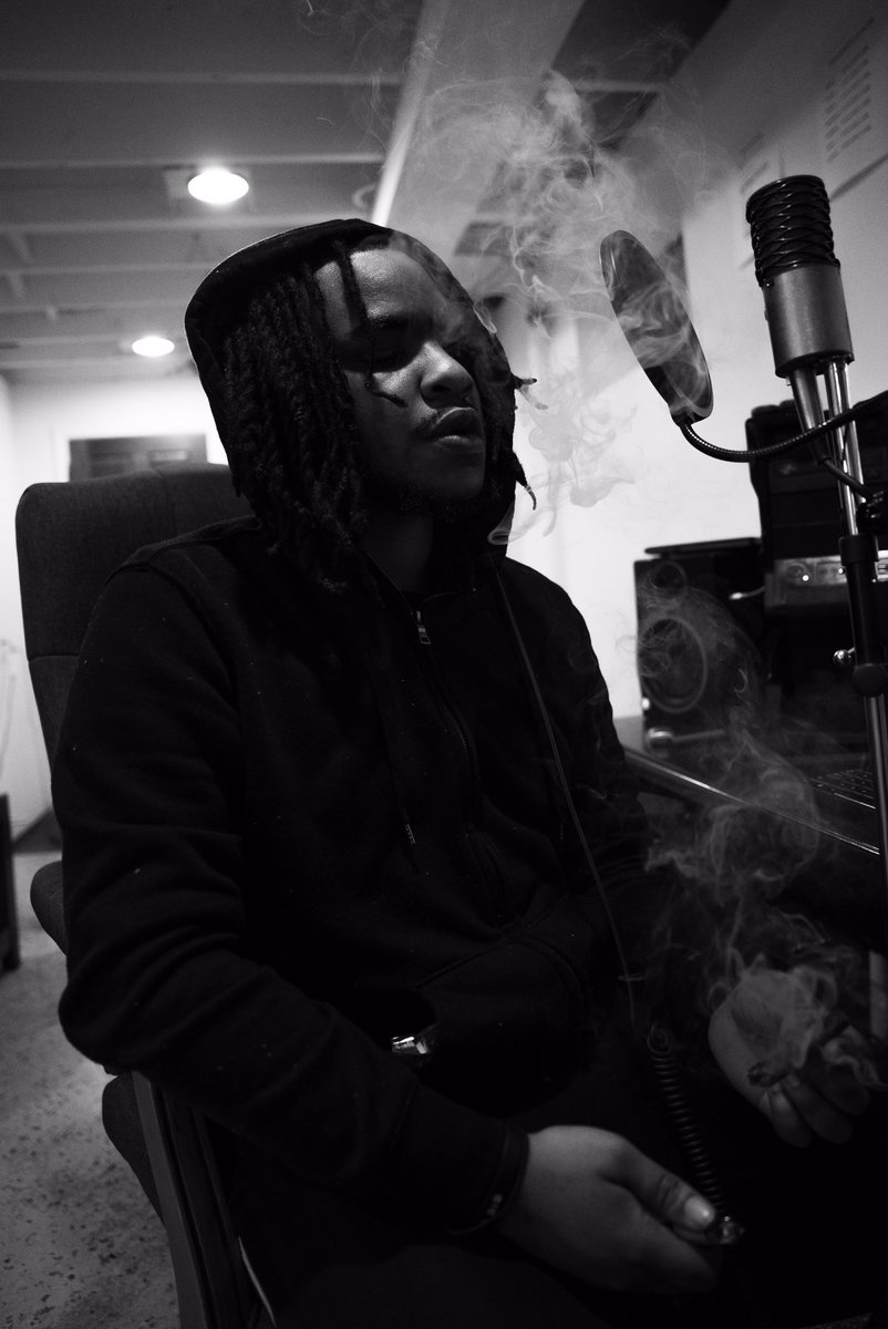 PrinceJefee's tweet photo. #BoyzEnt #BO #FreeTheGhetto #SlickCominngHomeRich https://t.co/PVgGcu1cFa