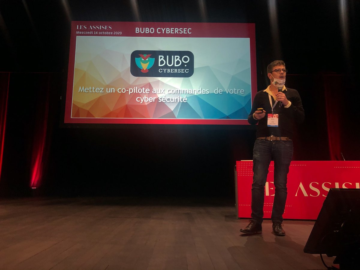🎙 Issue de 15 années d’expérience en cybersécurité, Bubo Cybersec est né du constat que 65% des attaques sont dites simples et qu’une hygiène de base permet de s’en affranchir, mais que cette dernière n’est que rarement mise en place. #LesAssises