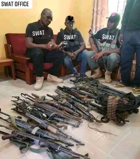 Davidg Oliver Chukuebuka Twitterren Nigerians Said Endsars We Ipob Told Them That Endnigeria Is The Only Solution Ok Now The Nigeria Government Have Changed The Name Of Sars To Swat Please Someone Should
